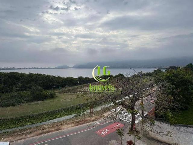 Casa / Sobrado para Venda em Niterói/RJ Maralegre 2 Quartos