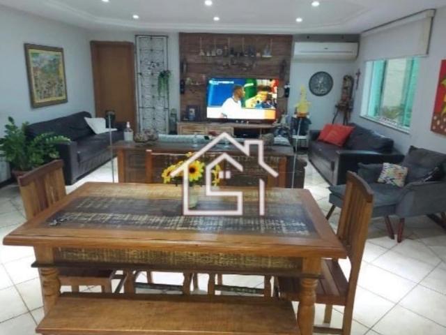 Casa / Sobrado para Venda em Niterói/RJ Maravista 5 Quartos