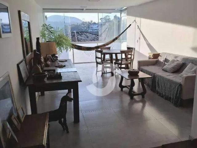 Casa / Sobrado para Venda em Niterói/RJ Maria Paula 3 Quartos