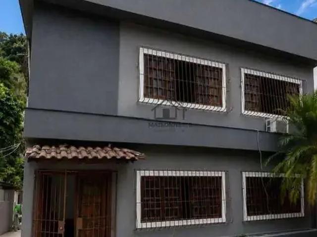Casa / Sobrado para Venda em Niterói/RJ São Francisco 4 Quartos