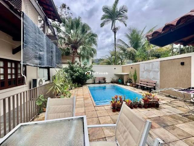 Casa / Sobrado para Venda em Niterói/RJ São Francisco 4 Quartos