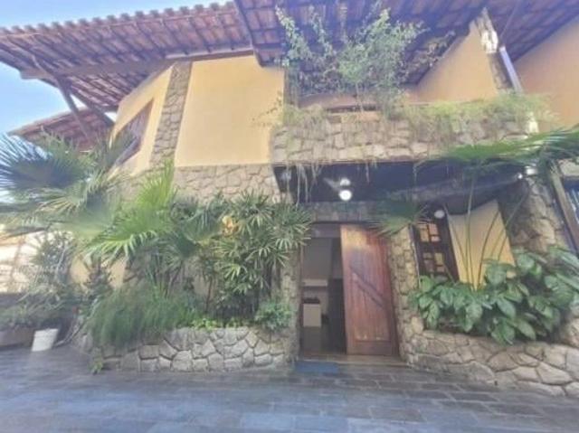 Casa / Sobrado para Venda em Niterói/RJ São Francisco 4 Quartos
