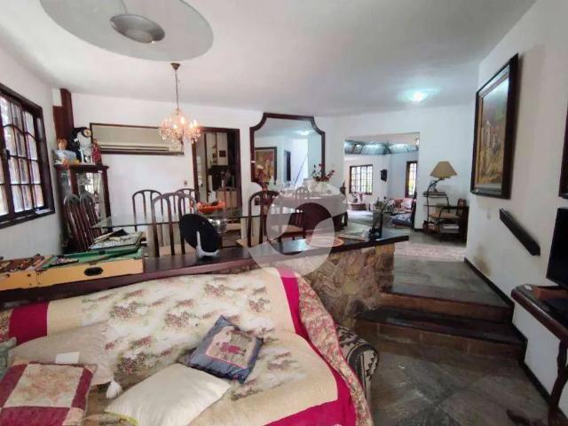 Casa / Sobrado para Venda em Niterói/RJ São Francisco 4 Quartos