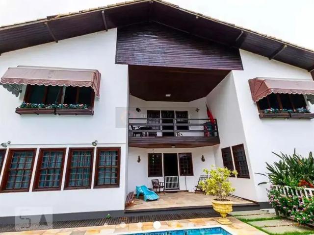 Casa / Sobrado para Venda em Niterói/RJ São Francisco 4 Quartos