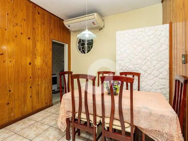 Casa / Sobrado para Venda em Niterói/RJ São Francisco 4 Quartos