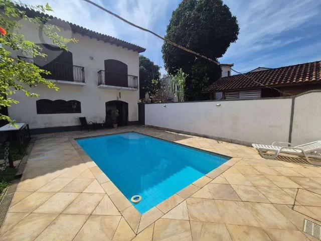 Casa / Sobrado para Venda em Niterói/RJ São Francisco 5 Quartos