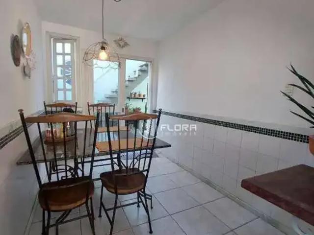 Casa / Sobrado para Venda em Niterói/RJ São Francisco 5 Quartos