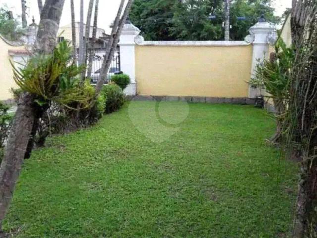 Casa / Sobrado para Venda em Niterói/RJ São Francisco 5 Quartos