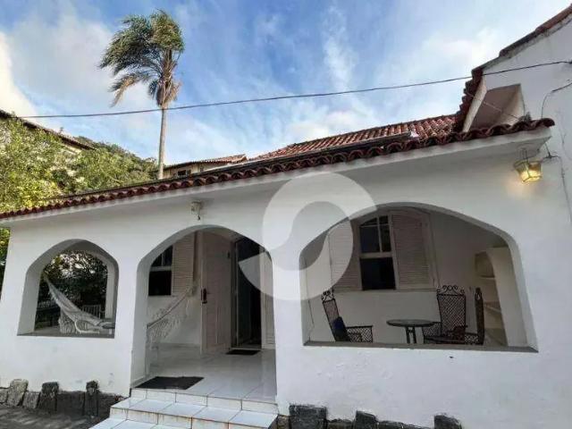 Casa / Sobrado para Venda em Niterói/RJ São Francisco 6 Quartos