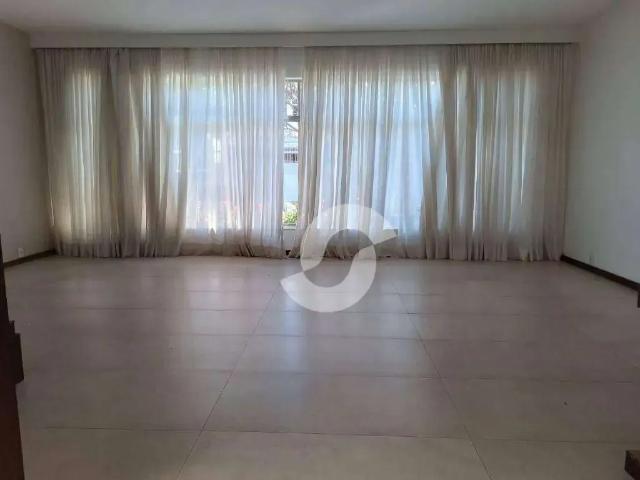 Casa / Sobrado para Venda em Niterói/RJ São Francisco 6 Quartos