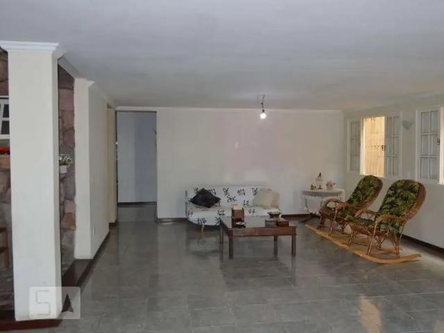 Casa / Sobrado para Venda em Niterói/RJ São Francisco 6 Quartos