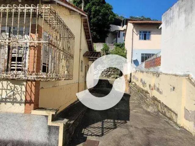 Casa / Sobrado para Venda em Niterói/RJ São Francisco 2 Quartos