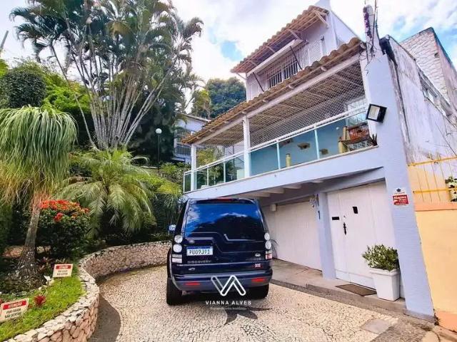 Casa / Sobrado para Venda em Niterói/RJ São Francisco 3 Quartos