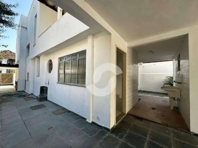 Casa / Sobrado para Venda em Niterói/RJ São Francisco 3 Quartos