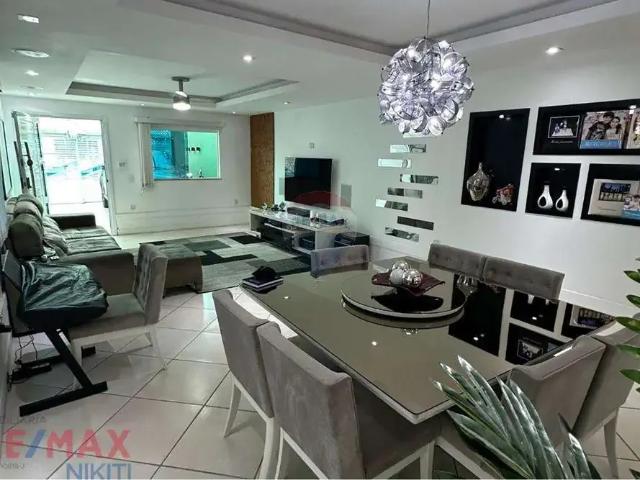 Casa / Sobrado para Venda em Niterói/RJ São Francisco 3 Quartos