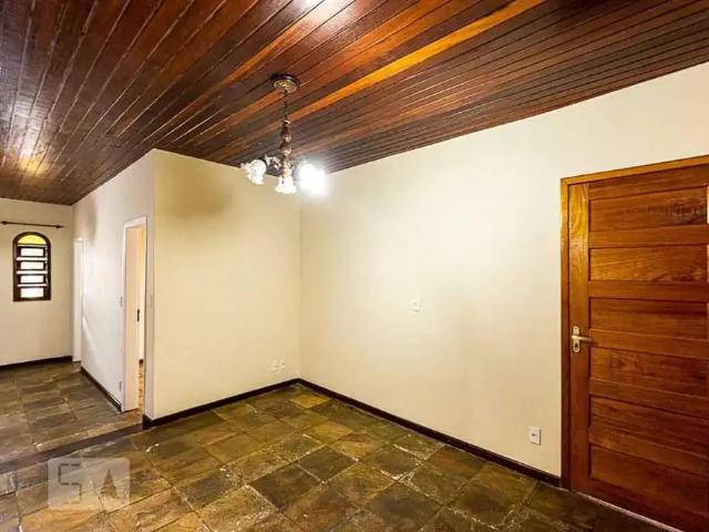 Casa / Sobrado para Venda em Niterói/RJ São Lourenço 4 Quartos