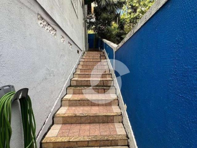 Casa / Sobrado para Venda em Niterói/RJ Santa Bárbara 3 Quartos
