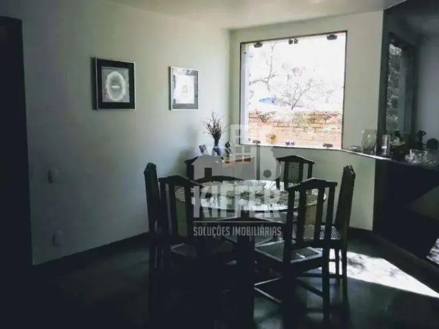 Casa / Sobrado para Venda em Niterói/RJ Santa Rosa 4 Quartos