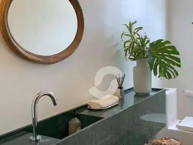 Casa / Sobrado para Venda em Niterói/RJ Santa Rosa 4 Quartos