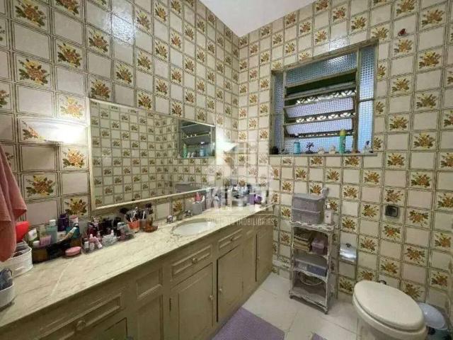 Casa / Sobrado para Venda em Niterói/RJ Santa Rosa 4 Quartos