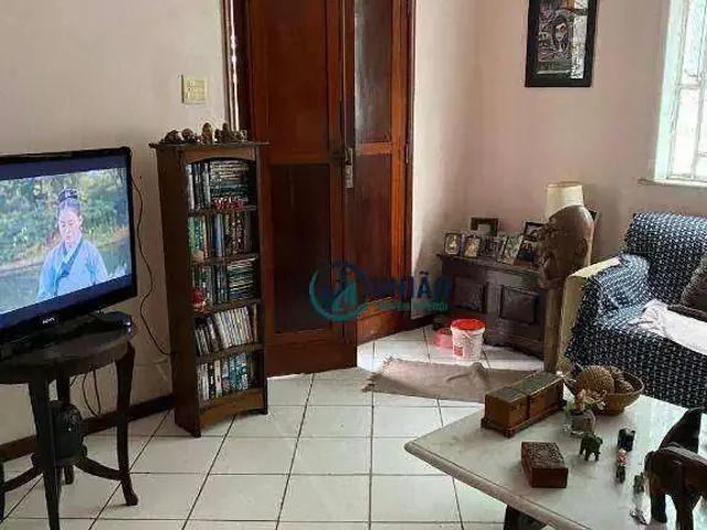 Casa / Sobrado para Venda em Niterói/RJ Santa Rosa 5 Quartos