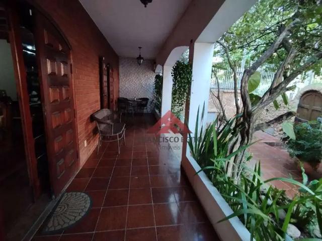 Casa / Sobrado para Venda em Niterói/RJ Santa Rosa 7 Quartos