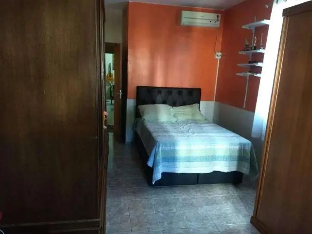 Casa / Sobrado para Venda em Niterói/RJ Santa Rosa 12 Quartos