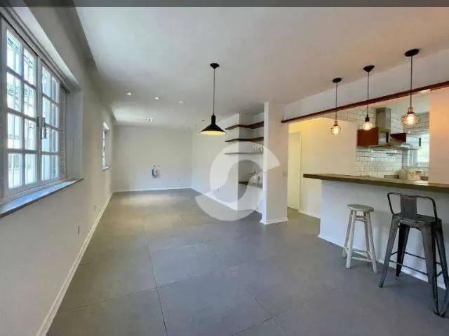 Casa / Sobrado para Venda em Niterói/RJ Santa Rosa 1 Quartos