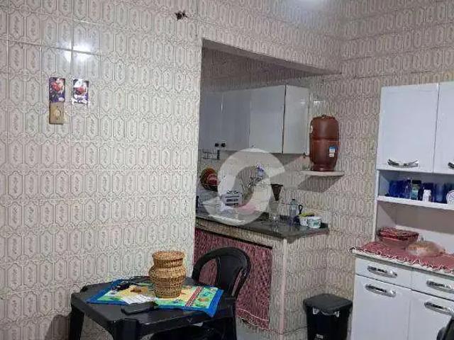 Casa / Sobrado para Venda em Niterói/RJ Santa Rosa 2 Quartos