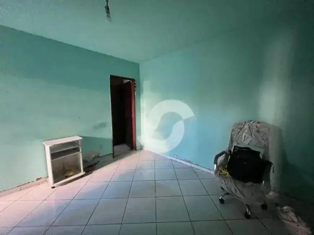 Casa / Sobrado para Venda em Niterói/RJ Santa Rosa 2 Quartos