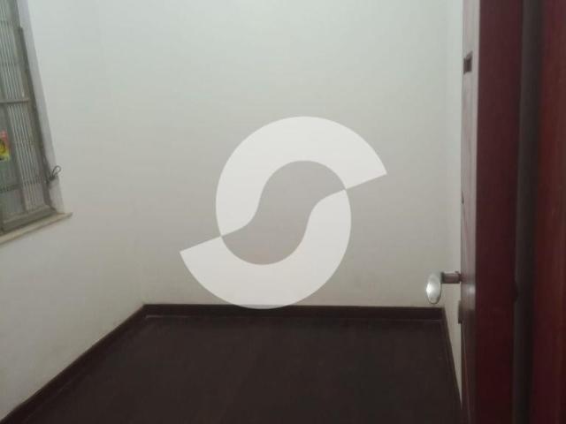 Casa / Sobrado para Venda em Niterói/RJ Santa Rosa 2 Quartos