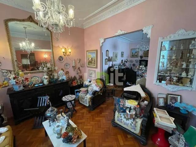 Casa / Sobrado para Venda em Niterói/RJ Santa Rosa 3 Quartos