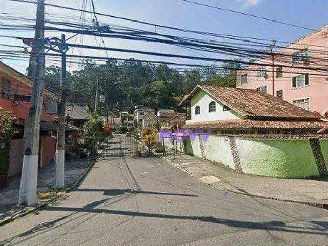 Casa / Sobrado para Venda em Niterói/RJ Santa Rosa 3 Quartos