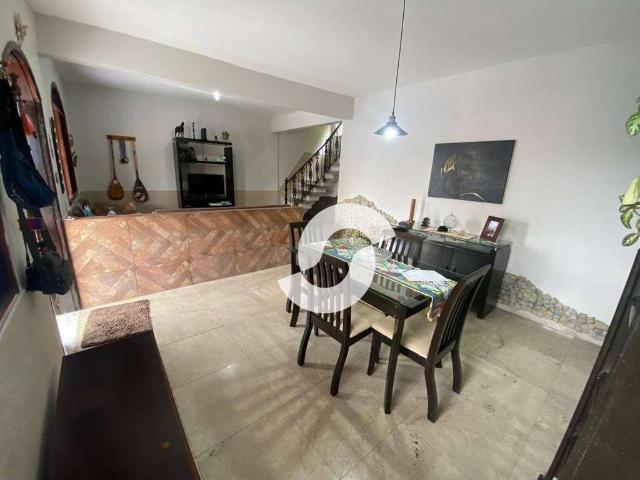 Casa / Sobrado para Venda em Niterói/RJ Santa Rosa 3 Quartos