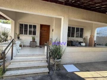 Casa / Sobrado para Venda em Niterói/RJ Santa Rosa 3 Quartos