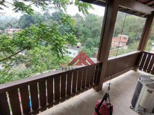 Casa / Sobrado para Venda em Niterói/RJ Sapê 5 Quartos