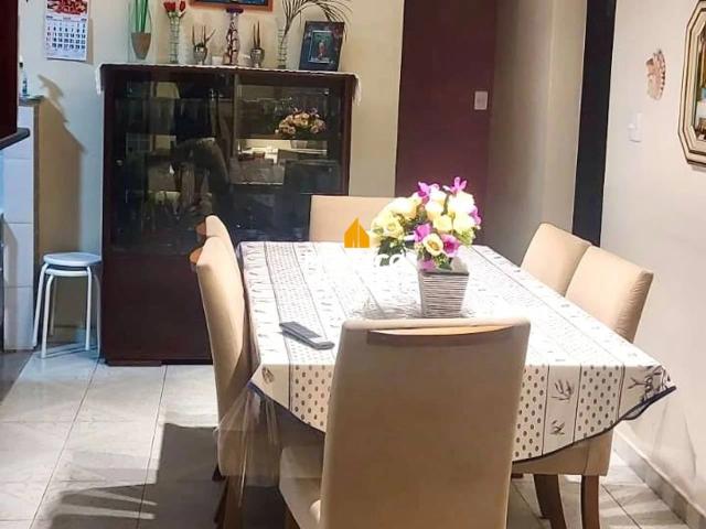 Casa / Sobrado para Venda em Niterói/RJ Ponta D'Areia 3 Quartos