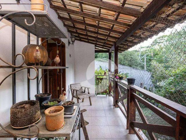 Casa / Sobrado para Venda em Niterói/RJ Pendotiba 4 Quartos
