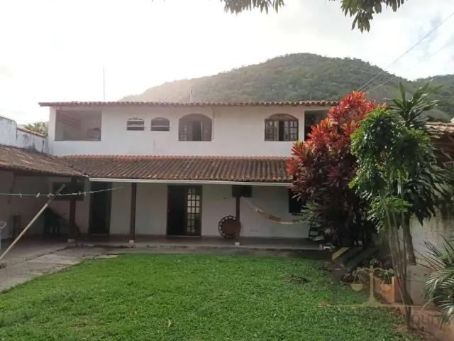 Casa / Sobrado para Venda em Niterói/RJ Piratininga 3 Quartos
