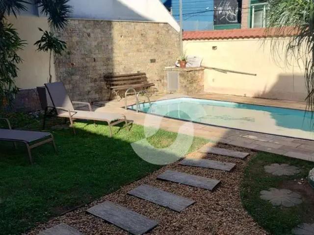 Casa / Sobrado para Venda em Niterói/RJ Piratininga 4 Quartos