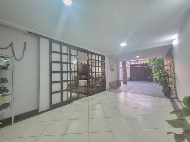 Casa / Sobrado para Venda em Niterói/RJ Piratininga 4 Quartos