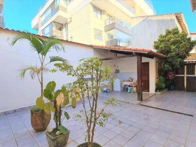 Casa / Sobrado para Venda em Niterói/RJ Piratininga 4 Quartos