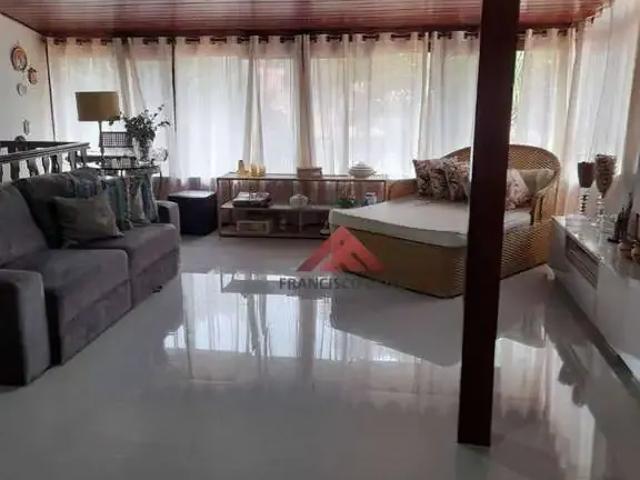Casa / Sobrado para Venda em Niterói/RJ Piratininga 6 Quartos