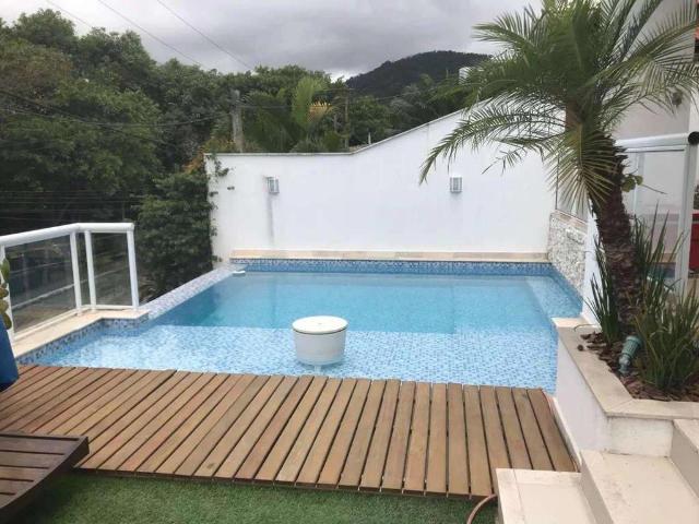 Casa / Sobrado para Venda em Niterói/RJ Várzea das Moças 3 Quartos