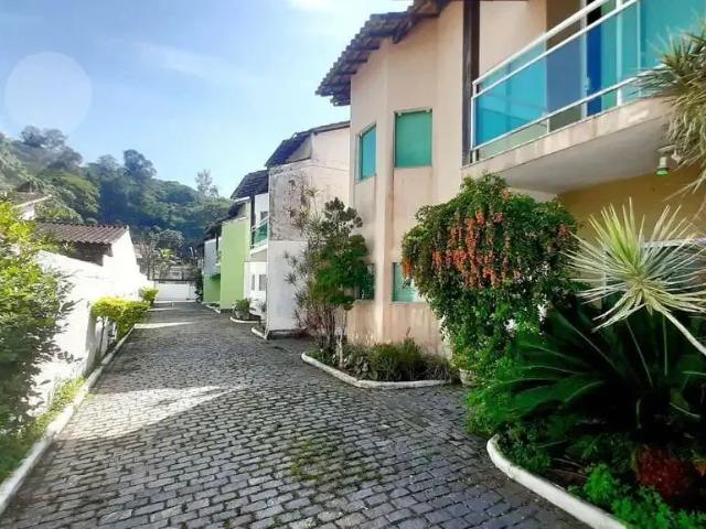 Casa / Sobrado para Venda em Niterói/RJ Vila Progresso 4 Quartos