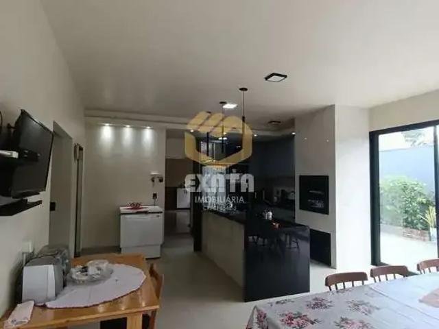 Casa / Sobrado para Venda em Nova Mutum/MT Flamboyant 4 Quartos