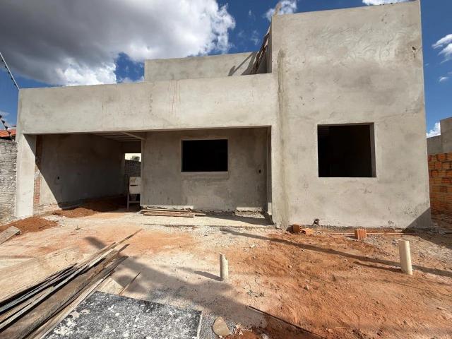 Casa / Sobrado para Venda em Nova Mutum/MT Montserrat 2 Quartos