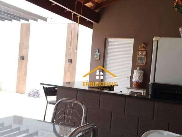 Casa / Sobrado para Venda em Nova Odessa/SP Jardim dos Lagos 3 Quartos