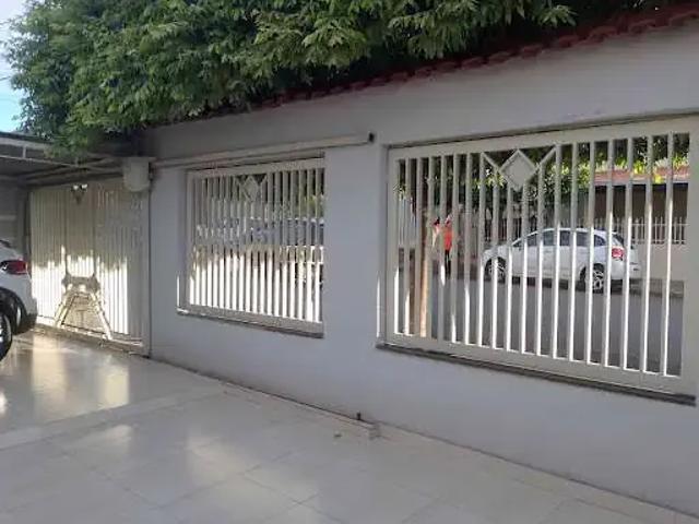 Casa / Sobrado para Venda em Nova Odessa/SP Jardim Santa Rosa 4 Quartos