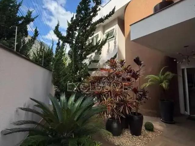 Casa / Sobrado para Venda em Nova Friburgo/RJ Cônego 3 Quartos